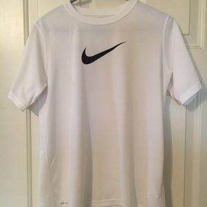 Nike Dri-Fit Shirt Youth L
